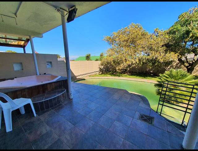 5 BEDROOM HOUSE FOR SALE IN PAROW NORTH